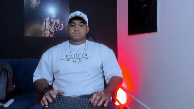 Big furry bear13 online show from 1, 11, 2025