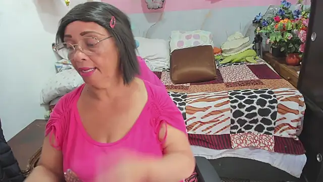 Mrs mommy  online show from 12, 2, 2026