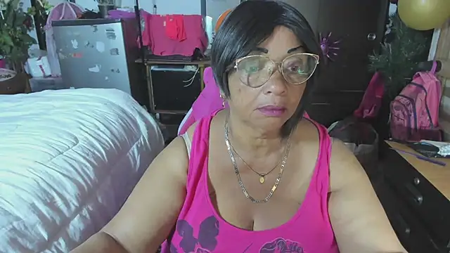 Snapshot of Mrs_mommy_ chatting on 17, 11, 2025 Mrs mommy online show from 17, 11, 2025