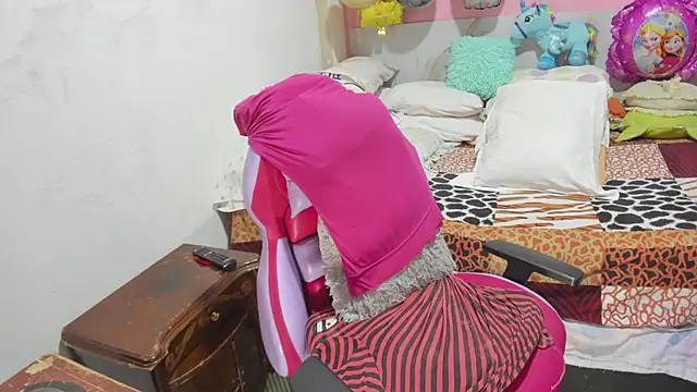 Mrs mommy  online show from 5, 2, 2026