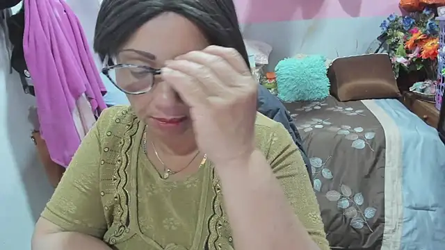 Snapshot of Mrs_mommy_ chatting on 17, 6, 2026 Mrs mommy online show from 17, 6, 2026
