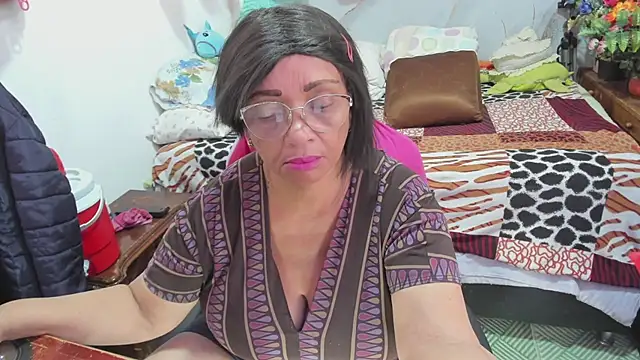 Mrs mommy  online show from 14, 2, 2026