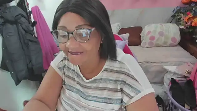 Mrs mommy  online show from 6, 6, 2026