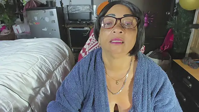 Snapshot of Mrs_mommy_ chatting on 14, 11, 2025 Mrs mommy online show from 14, 11, 2025