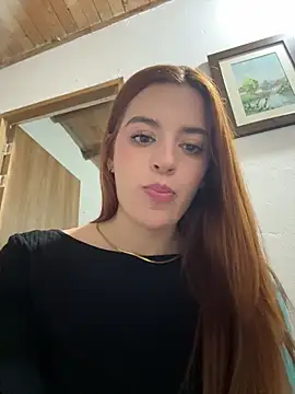 Snapshot of Bellacrox chatting on 19, 11, 2025 Bellacrox online show from 19, 11, 2025