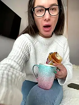 HotXMom online show from 16, 1, 2026