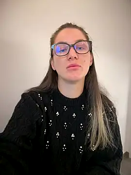 HotXMom online show from 7, 1, 2026