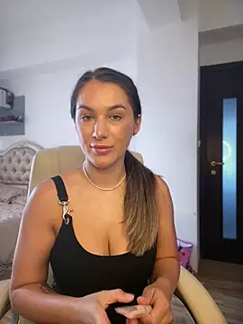 Snapshot of HotXMom chatting on 15, 7, 2026 HotXMom online show from 15, 7, 2026