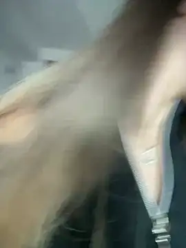 HotXMom online show from 17, 3, 2026