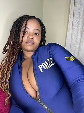 Linahlove online show from 18, 7, 2026