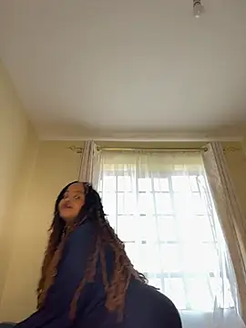 Linahlove online show from 5, 8, 2026