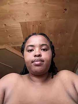 Snapshot of Linahlove chatting on 20, 2, 2025 Linahlove online show from 20, 2, 2025