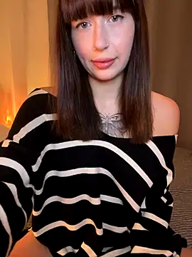 Snapshot of Melina-Mars chatting on 30, 11, 2025 Melina-Mars online show from 30, 11, 2025