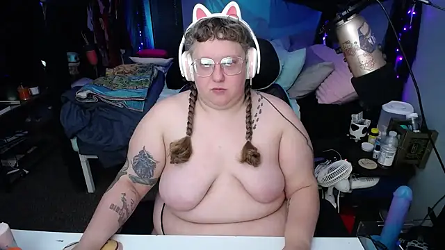 FatVeronica online show from 22, 2, 2025