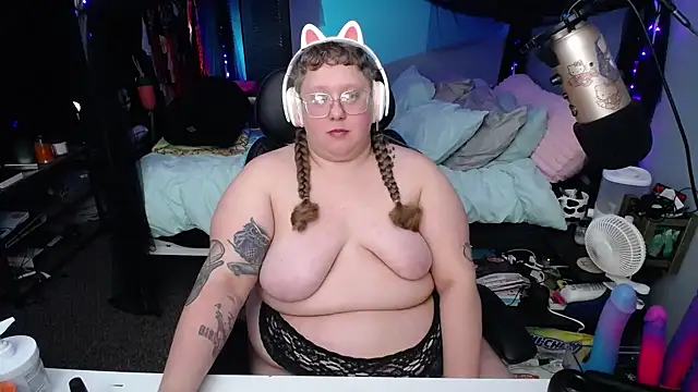 FatVeronica online show from 26, 2, 2025