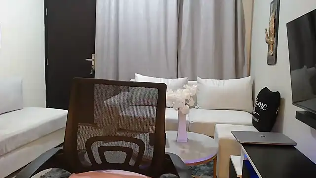 Horny princes online show from 16, 3, 2026