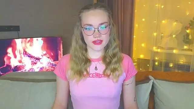 Aurora Golden1 online show from 24, 12, 2024