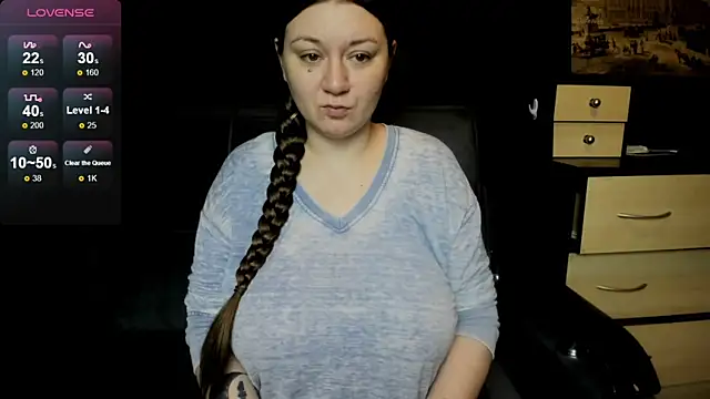 Snapshot of AlisaBacker chatting on 1, 5, 2026 AlisaBacker online show from 1, 5, 2026