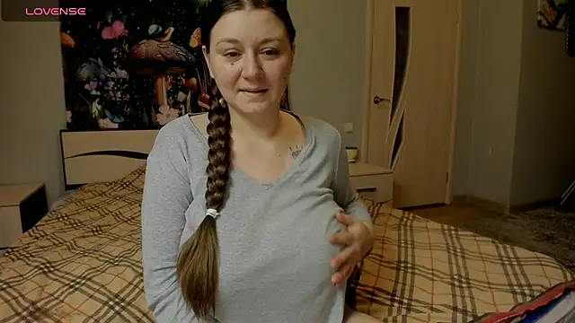 AlisaBacker online show from 16, 12, 2025