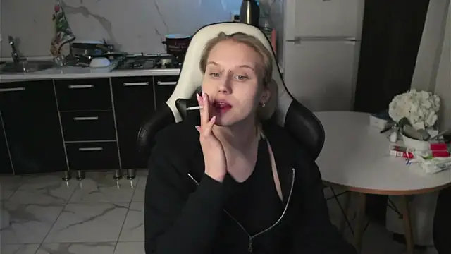 MertyXX online show from 9, 4, 2026