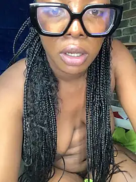 Snapshot of Ass-Queen chatting on 9, 9, 2025 Ass-Queen online show from 9, 9, 2025