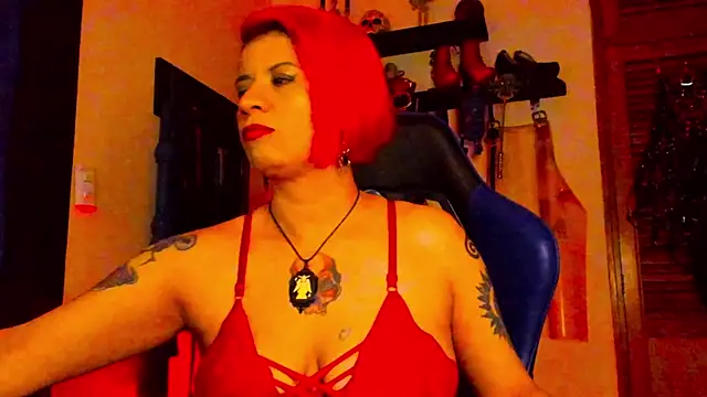 Snapshot of DominatrixBlue chatting on 20, 1, 2025 DominatrixBlue online show from 20, 1, 2025