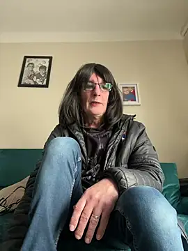 Snapshot of Sissy_Ambre chatting on 1, 3, 2025 Sissy Ambre online show from 1, 3, 2025