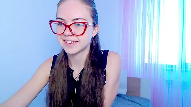 Sarah HS online show from 11, 11, 2025