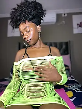 Candy-Heart online show from 17, 4, 2026