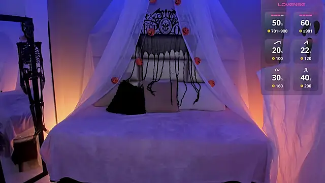 Snapshot of kristen_kassi chatting on 16, 10, 2025 kristen kassi online show from 16, 10, 2025