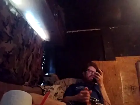 hothippie420 online show from 9, 5, 2026