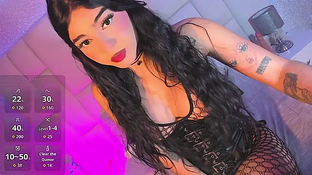 Summer walkerr online show from 25, 6, 2026