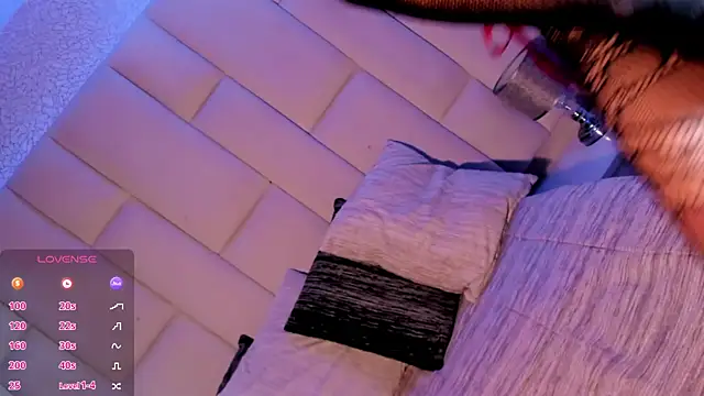 Summer walkerr online show from 24, 4, 2026