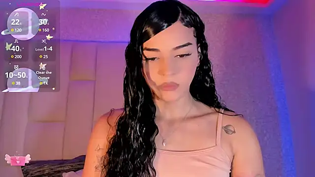 Summer walkerr online show from 3, 3, 2025