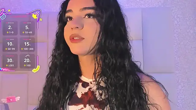 Summer walkerr online show from 8, 11, 2025