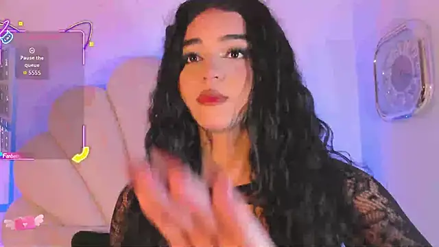 Summer walkerr online show from 14, 11, 2025