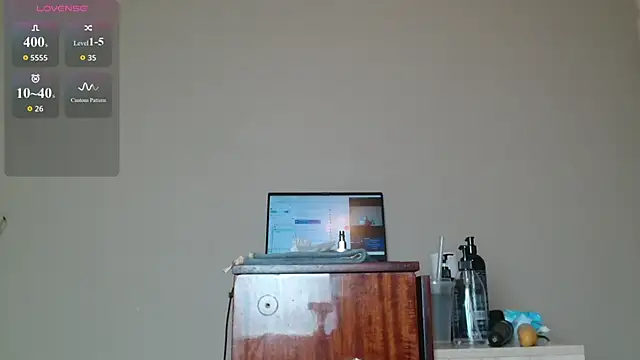 Snapshot of Detka21veka chatting on 8, 5, 2026 Detka21veka online show from 8, 5, 2026