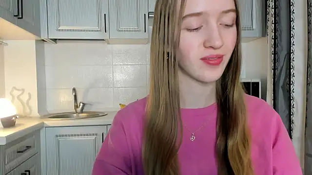 leslie my lovee online show from 2, 12, 2025