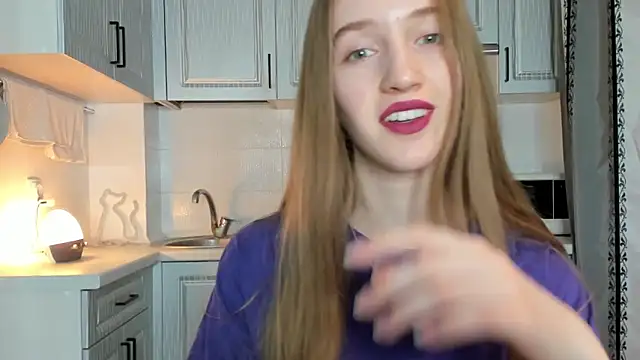 leslie my lovee online show from 8, 10, 2025