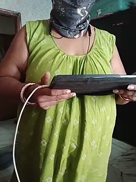 Ivy-09 online show from 12, 4, 2026