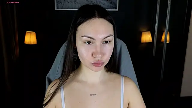 GIGI BENNET online show from 22, 2, 2025