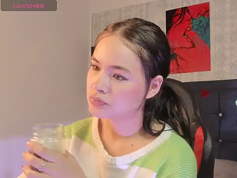 emma myers1 online show from 23, 9, 2025