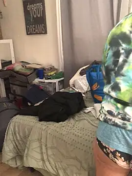 KesshoOppaii online show from 11, 2, 2025