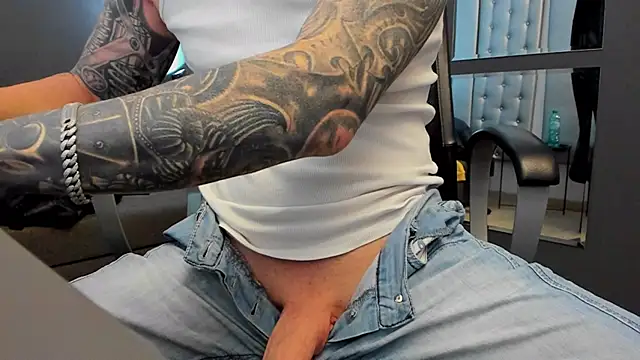 AronGrant online show from 4, 2, 2026