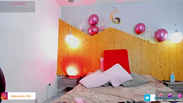 kate evans1 online show from 17, 9, 2025