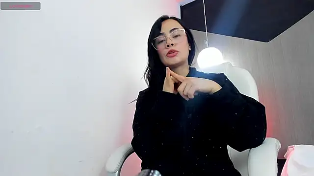 kate evans1 online show from 13, 4, 2026