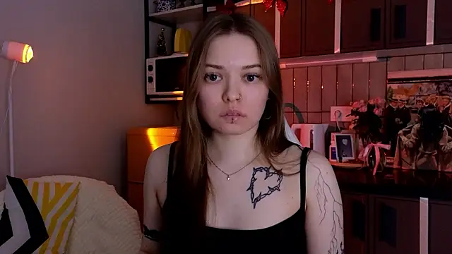 doll lol  online show from 25, 2, 2026