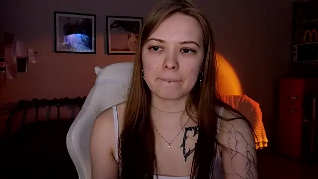 doll lol  online show from 23, 5, 2026