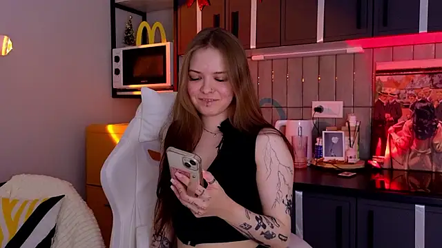 doll lol  online show from 18, 1, 2026