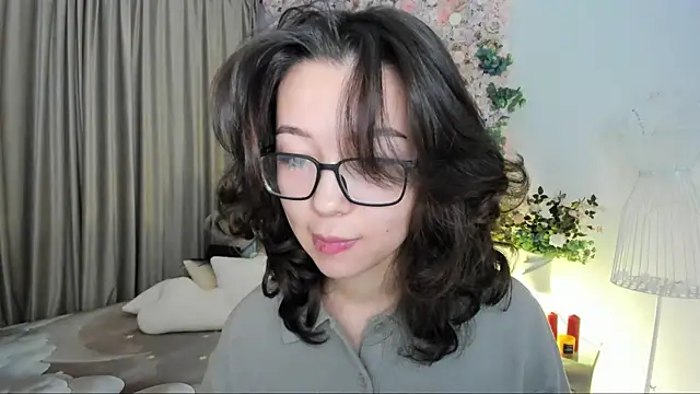 AgnieszkaBanana online show from 12, 11, 2025